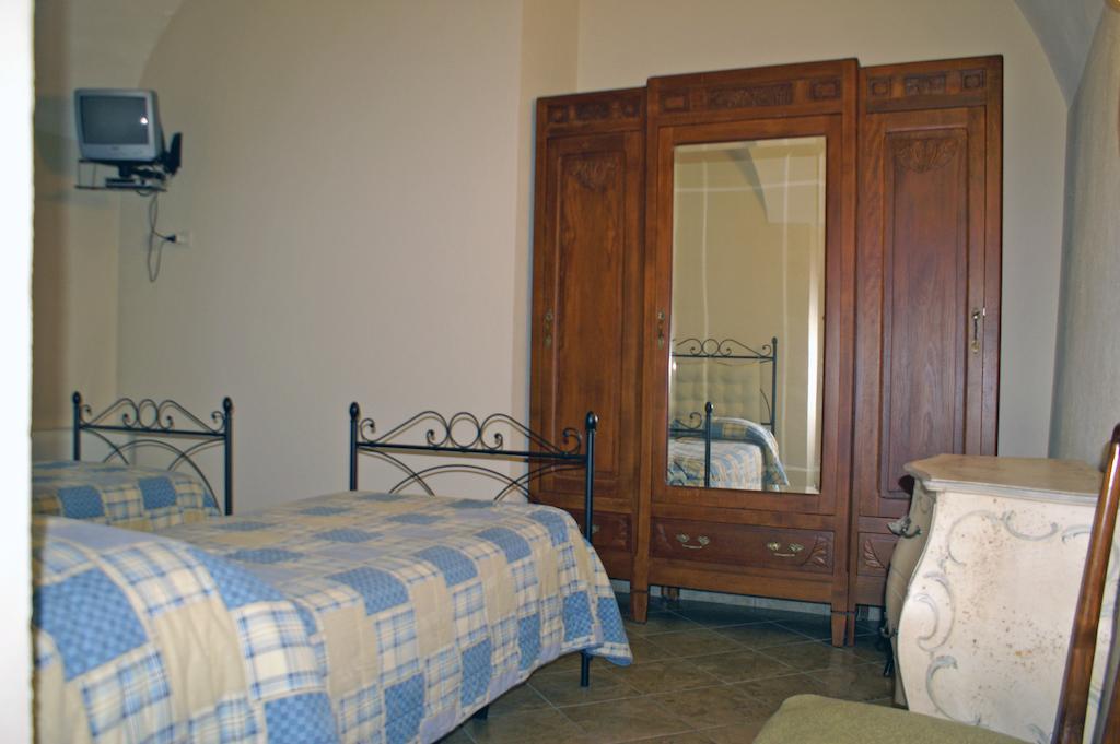 Hotel Porta Santa Maria Busca Eksteriør bilde