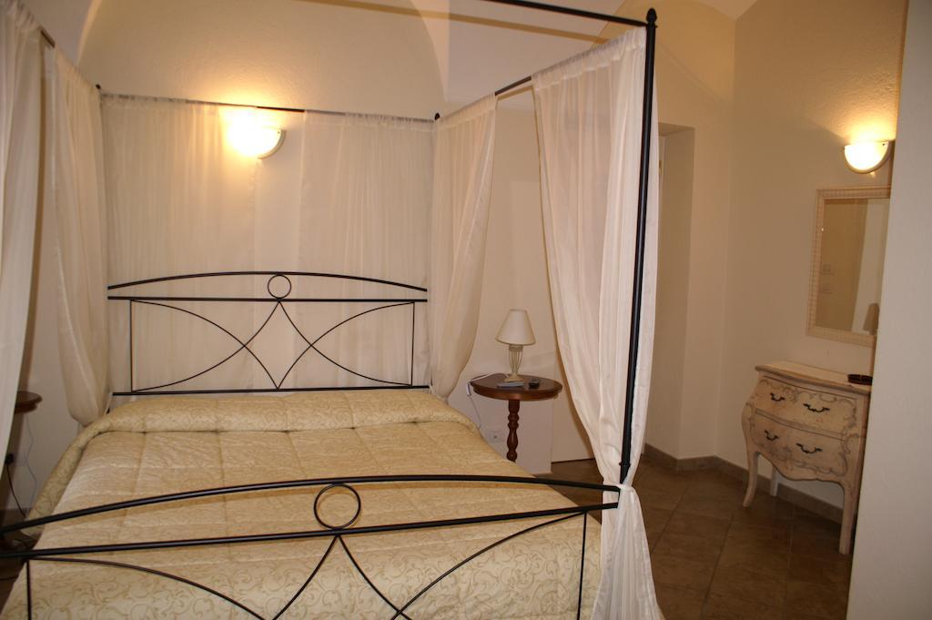 Hotel Porta Santa Maria Busca Rom bilde